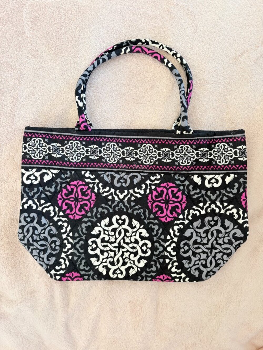 Vera Bradley Canterbury Magenta Black Medallion Holiday Tote 6" Top Handle Bag